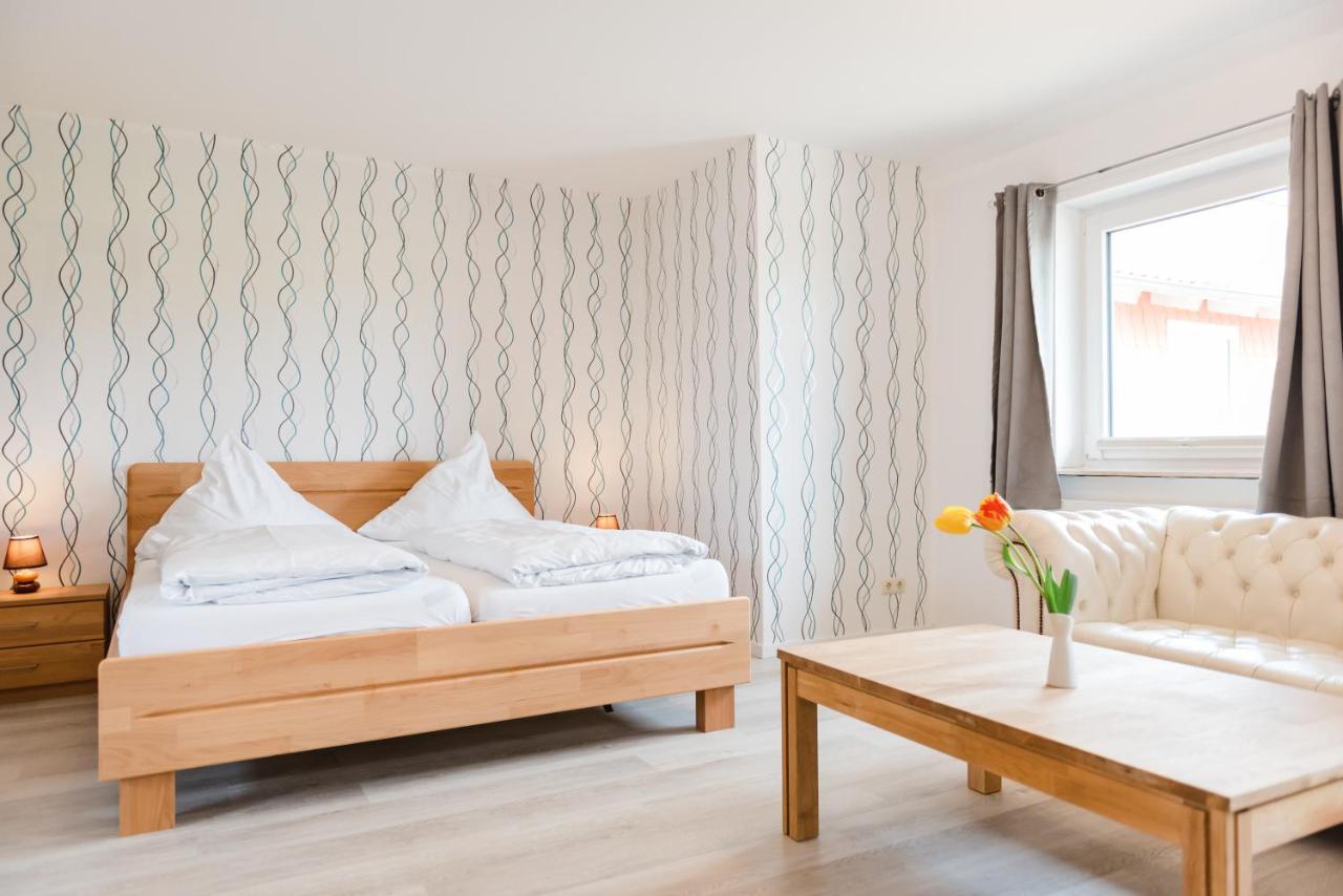 Straendhus Bed&Breakfast Hasselberg  Eksteriør billede